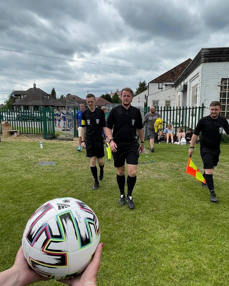 nw_ref's tweet photo. Match Officials from last weeks @WarrJFL U16 Presidents Cup Final @Ryan_Bostock97 @ConnalGallagher &amp; @chris_mooney_92 @LCFA_Referees @TheseWanna @RefsAssociation @FARefereeing @CCFARefs @refsupportuk @The3rdTeam @TheRefereeForum @DXTL @TheFA_NYC @MFA_Referee @LFARefs #ref https://t.co/qNEvqOIhbJ