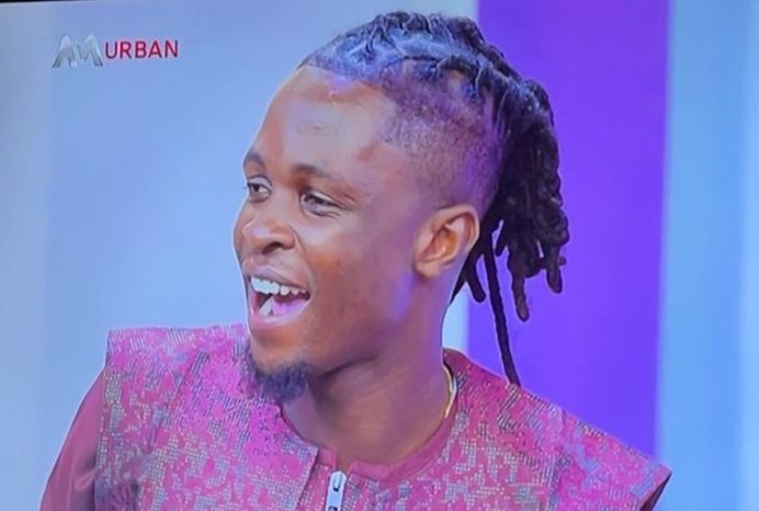 fixon2owoo's tweet image. HA! G 😁😁 D MORNING OO