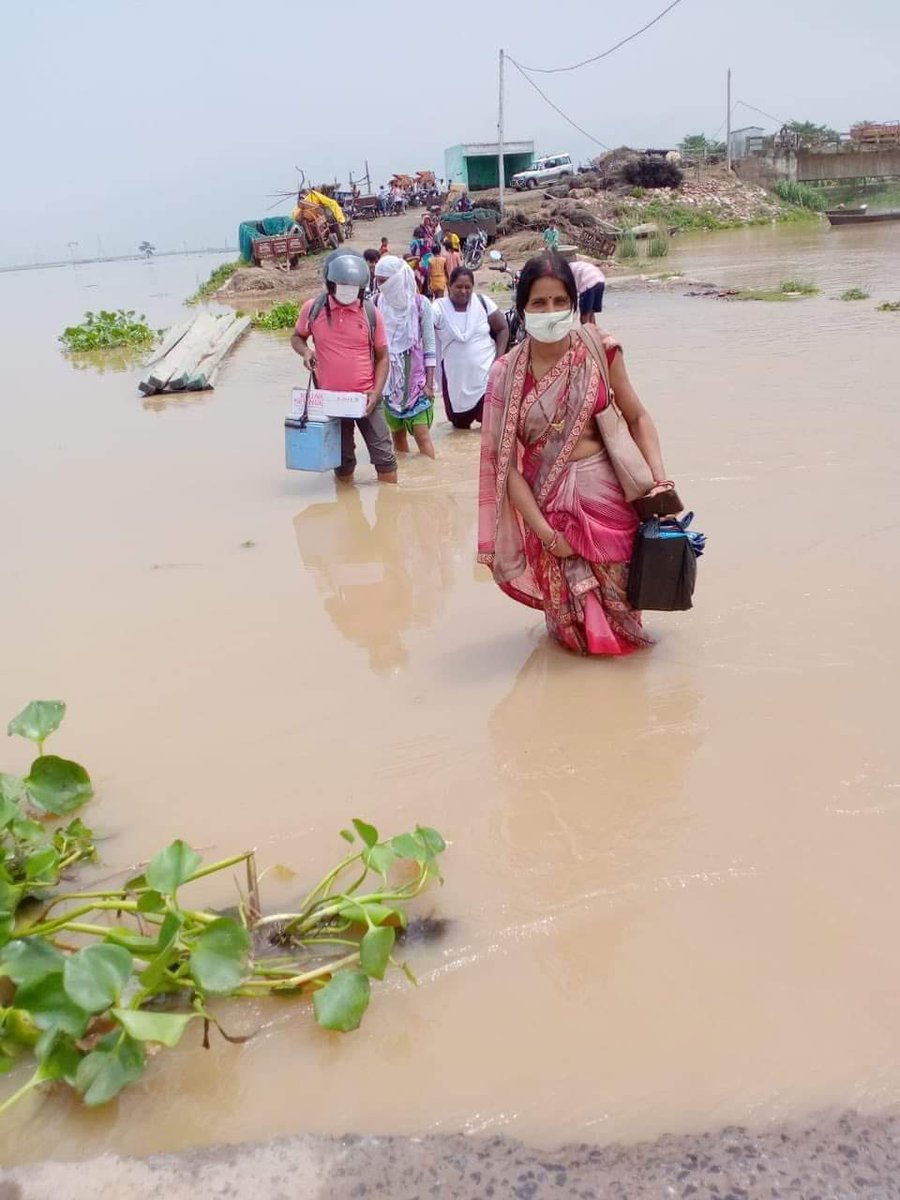 <a href="/healthminmp/">Public Health & Medical Education Department, MP</a> <a href="/JansamparkMP/">Jansampark MP</a> वैक्सिन लोगो तक पहुंचा रही है और सब लोग भी वैक्सिन लगवाने के लिए आगे आ रहे हैं स्वास्थ्य सेवाए ले रहे हैं
संविदा स्वास्थ्य कर्मचारी दिन रात मेहनत कर लोगो को स्वास्थ्य सेवाए दे रहेहैं
बस सरकार को उनके उज्जल भविष्य कि चिंता नहीं है कि उनको भी नियमित कर दे उनका भविष्य सुरक्षित करदे