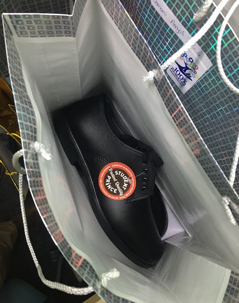 100pcFoundation's tweet photo. We believe that a new pair of shoes should be tough enough to protect a young child’s feet whether it be on the playground, or even walking home in the snow, on a gravel road in the middle of winter, as we are preparing for the hand-over with The YoungAge Foundation. https://t.co/ZhYDhJatqL