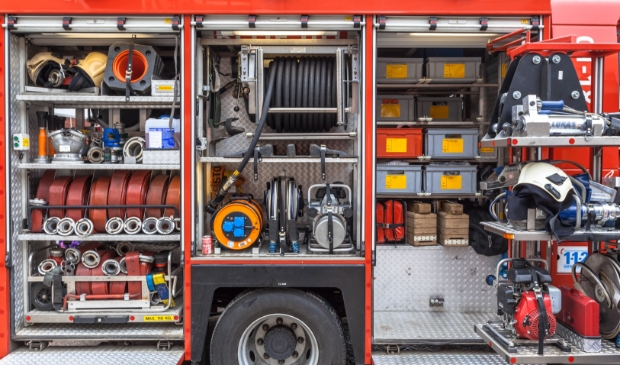 Flink gaslek naast Makado in Alblasserdam; hulpdiensten schalen op - ..