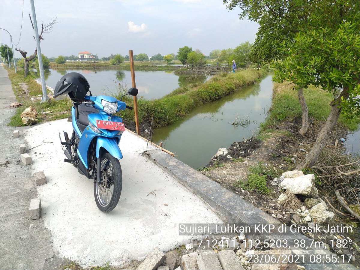 Sujiari3's tweet photo. Rabu, 23-06-2021. Sujiari, https://t.co/QnCdqOT1Hr, S.Pi. Luhkan Kab Gresik
Di Pokdakan MULYA JAYA, Desa Wadak Lor, Kec. Duduksampeyan. Finalisasi proposal bantuan DEM IKAN NILA 2 unit
#GiatLuhkanSatminkalBWI
#KabGresik
@puslatluhkp
@brsdm_kp
@kkpgoid https://t.co/dSQJAaX2iz