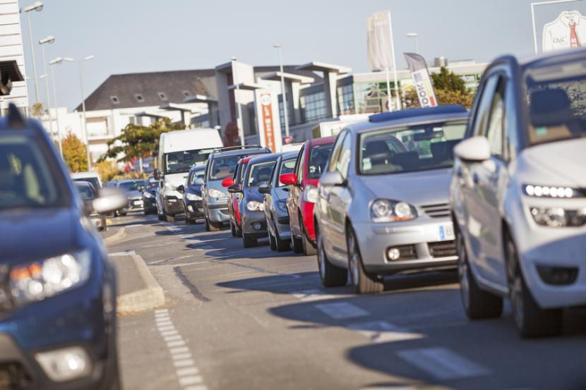 Rennesdemain's tweet photo. Mobilité, conciliation vie pro/vie perso, télétravail sont au cœur des enjeux pour les travailleurs. 🚗 💻
A #Rennes, le bureau des temps de @metropolerennes a lancé un outil collaboratif doté d’une carte interactive : “À la bonne heure” 🕐
En savoir + ⤵️ https://t.co/ov2vmckZGA https://t.co/RsPyWAuelT