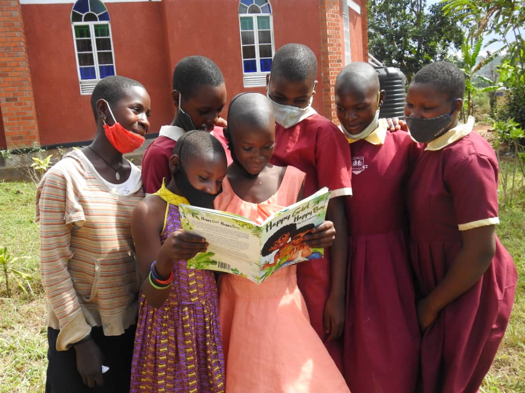lynda_eunice's tweet photo. Do you want thoughtful leaders, innovative and critical thinkers? Invest in education. #fundeducation  #LearningNeverStops #InvestInEducation  #GirlsBack2SchoolCampaign  @100millionUS @aasu_72  @vowforgirls  @GPforEducation  @gbceducation  @globaleducation  @UNESCO  @unescoug https://t.co/Lt45zra4Ya