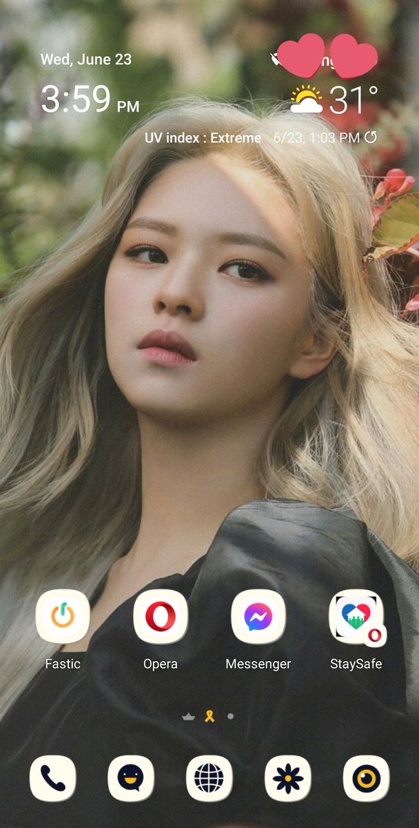 InahAlca's tweet image. I changed all of my device's background to photos of Jeongyeon coz she's super stunning, I am addicted to her beauty 😍