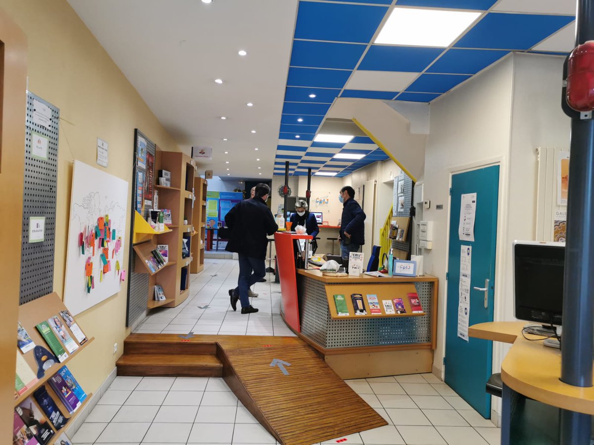 🧭 Le @crijnormandie agit comme une boussole pour les #jeunes. Dans son ensemble, l’information #Jeunesse est primordial, encore plus aujourd’hui. Alors que le président sortant supprime les aides et méprise les associations, nous placerons les jeunes au cœur de nos priorités !