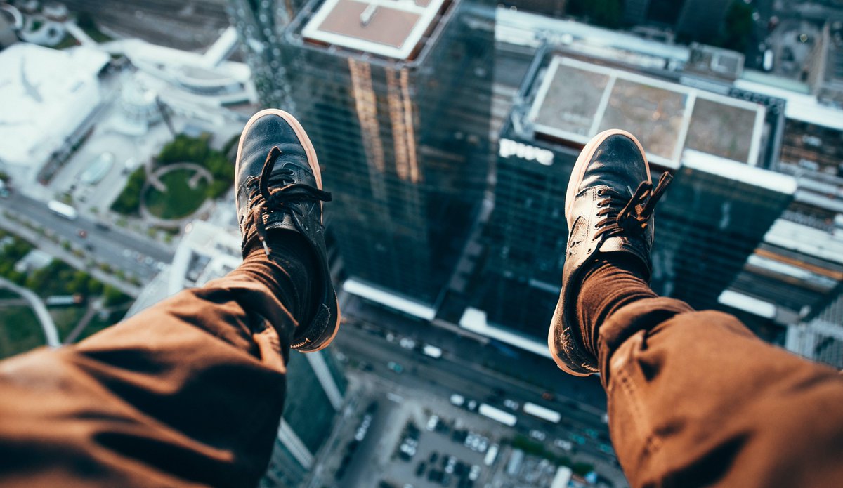 In Ep 02: Kerri Wonders (presented by @SummerWorksTO ), a woman is offered a pill on the street as a years-long pandemic ends. In an uncharacteristic moment of abandon – she buys the pill and swallows it.💊

Listen to Metamorphosis at volcano.ca/digital until Aug 16 ONLY🎧