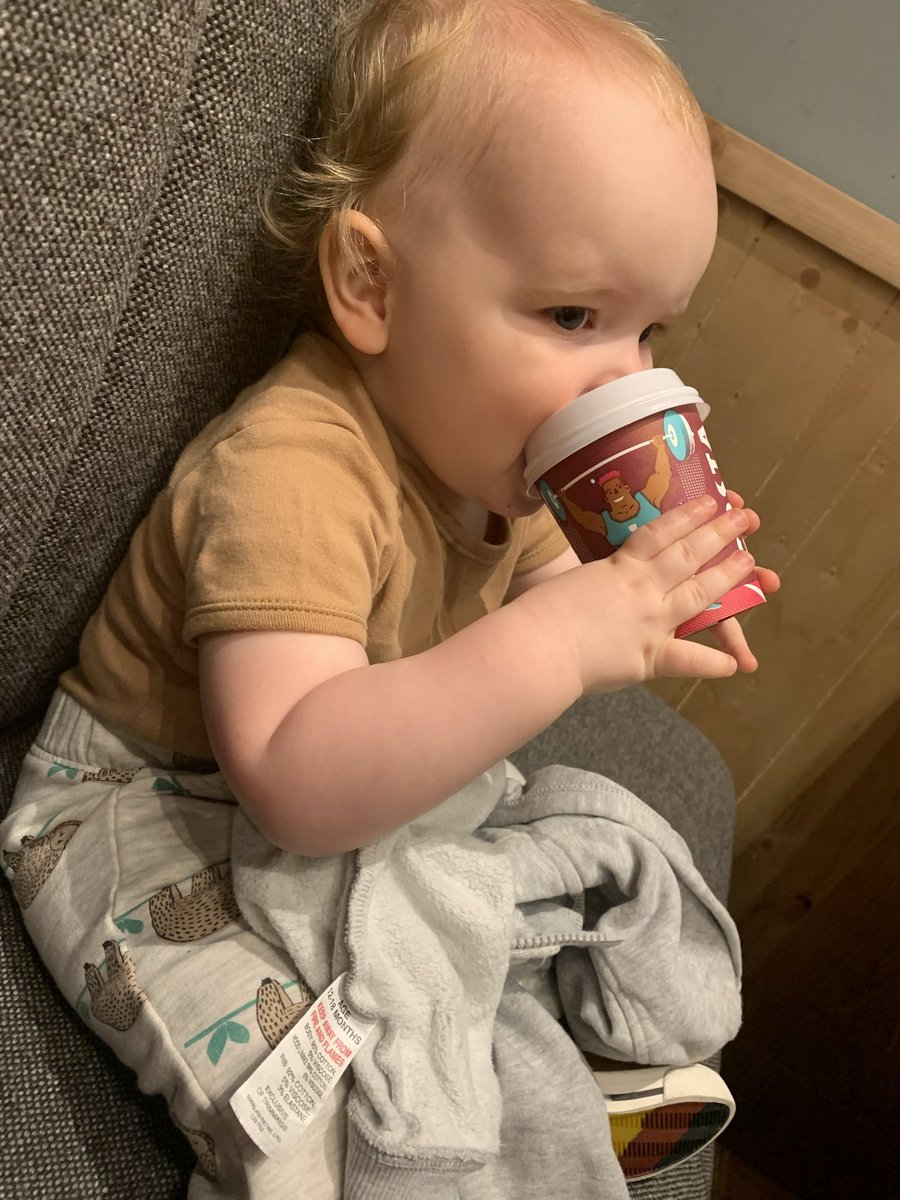 Raffers25's tweet photo. @CostaCoffee I’m sorry but wait a sec could be collab and advertise babyccino’s? https://t.co/02VyndlqGd
