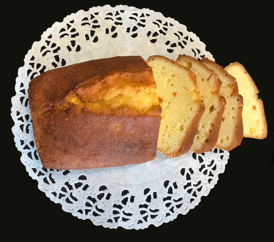 Chieko パウンドケーキ ケーキ作り初心者 代官山にあったケーキ屋さんのオレンジピールパウンドケーキが絶品でした 東京を離れてから食べられなくなって ネットのレシピをいっぱい調べて 今日やっと3回目でお店と近い味が完成しました T Co