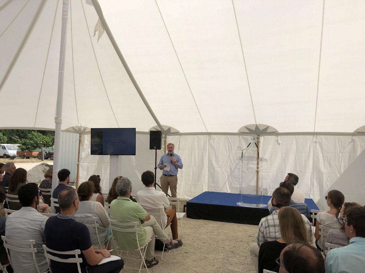 CultivonsDemain's tweet photo. Antoine Nogier, Président de @Sun__Agri, présente #CultivonsDemain !, la première initiative française de soutien à l’#adaptation de l’#agriculture face aux #changementsclimatiques. https://t.co/Wl5qtCu47i