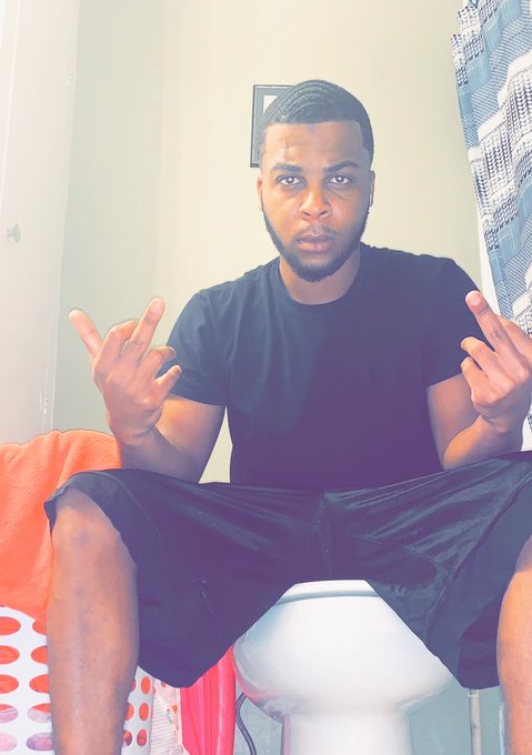 I can say that my heart's cold, that's cuz you put someone else above me 🖤🥶 https://t.co/tgN3KkR4Ir<a href="/tag/newprofilepic"class="tags"><span>#newprofilepic</span></a>