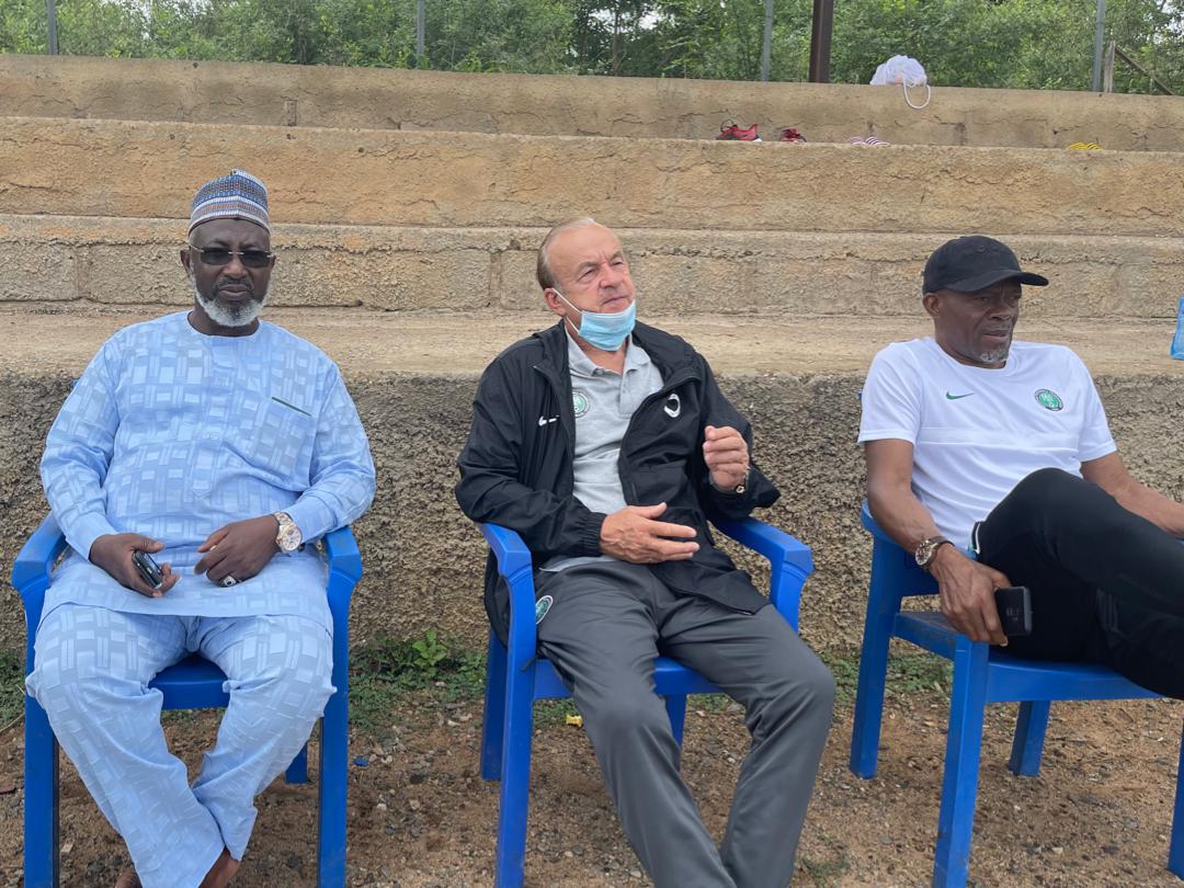 Nigeria vs Mexico Friendly (July 3rd):

- The home-based players have resumed camping in Abuja.

- Frame 3: Fresh call-up by Austin Eguavoen &amp; his crew. Rivers Utd forward, Sunday Adetunji (<a href="/adetunjiS9/">Sunday Adetunji</a>) has been invited.

- Frame 4: Gernot Rohr in Abuja as an observer 🤣.