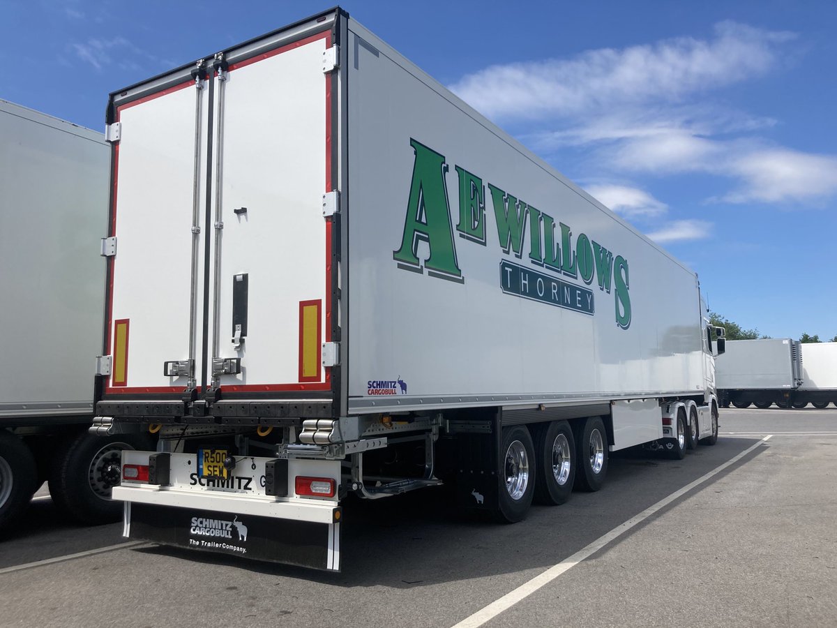 A E Willows (@aewillows1) on Twitter photo New trailers on the road this month <a href="/knapentrailers/">Knapen Trailers</a> walking floor & <a href="/CargobullAG/">Schmitz Cargobull AG</a> reefer New trailers on the road this month <a href="/knapentrailers/">Knapen Trailers</a> walking floor & <a href="/CargobullAG/">Schmitz Cargobull AG</a> reefer