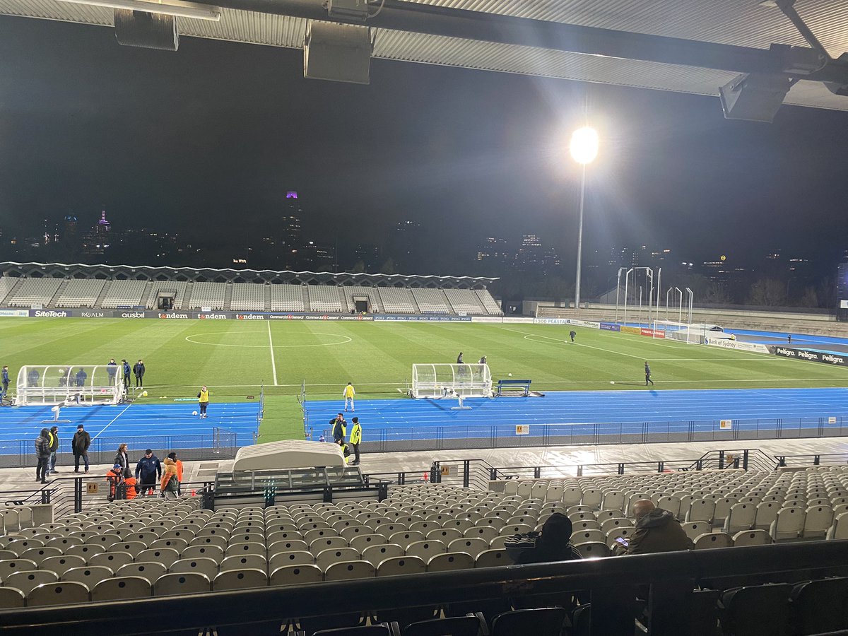 More live #FFACup <a href="/smfc/">South Melbourne FC</a> v <a href="/EasternLionsSC/">Eastern Lions SC</a> 

Join me and <a href="/deanmenere/">Dean Menere</a> - youtu.be/zQMpJdvsAeM 

#MagicOfTheCup