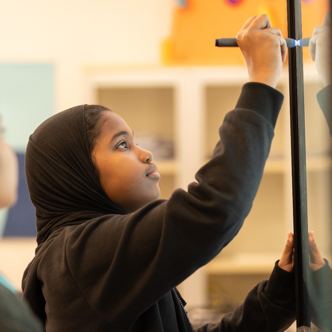 The_IMYC's tweet photo. The #IMYC has been developed using #neuroscientific research on the #teenagebrain. By incorporating research and learning theories into the IMYC foundations, it provides a future-proof #curriculum with a unique #pedagogy that supports the adolescents during the learning journey. https://t.co/zLCc5J9630