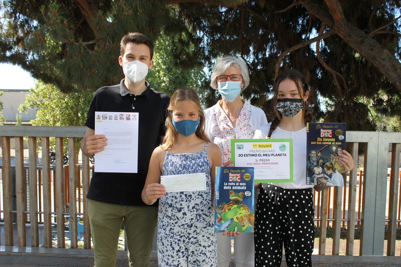 galibellesguard's tweet photo. Hem guanyat el 1r Premi de la revista Reporter Doc 'Jo estimo el meu planeta'! El premi recull iniciatives per la defensa del planeta i accions beneficioses per la sostenibilitat ambiental. #ReporterDoc https://t.co/WHhhAijldV