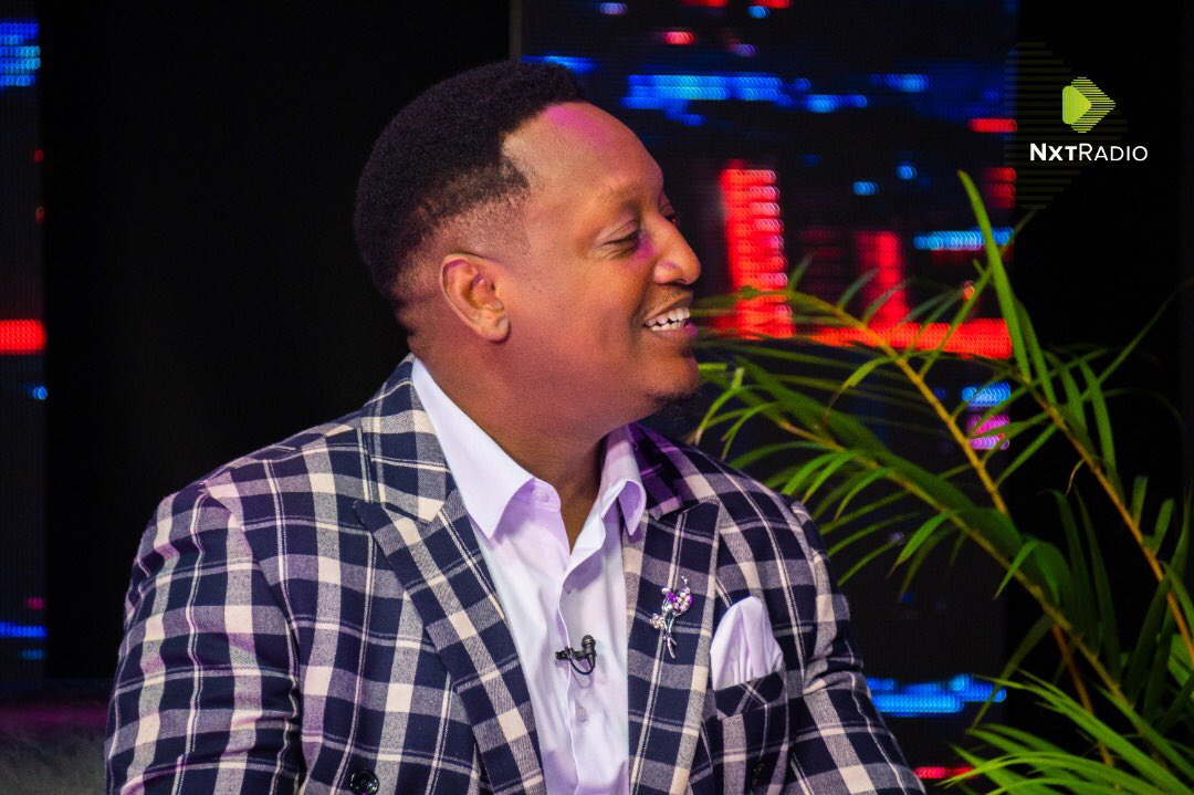 JK_Kazoora's tweet photo. On a scale of 100% - Rate my look &amp; outfit for tonight’s #LateNitesWithJK show. Don’t forget to tune in 10PM on @nbstv The Afrigo BAND will be in the building 📺 https://t.co/wUN7jYN6ck