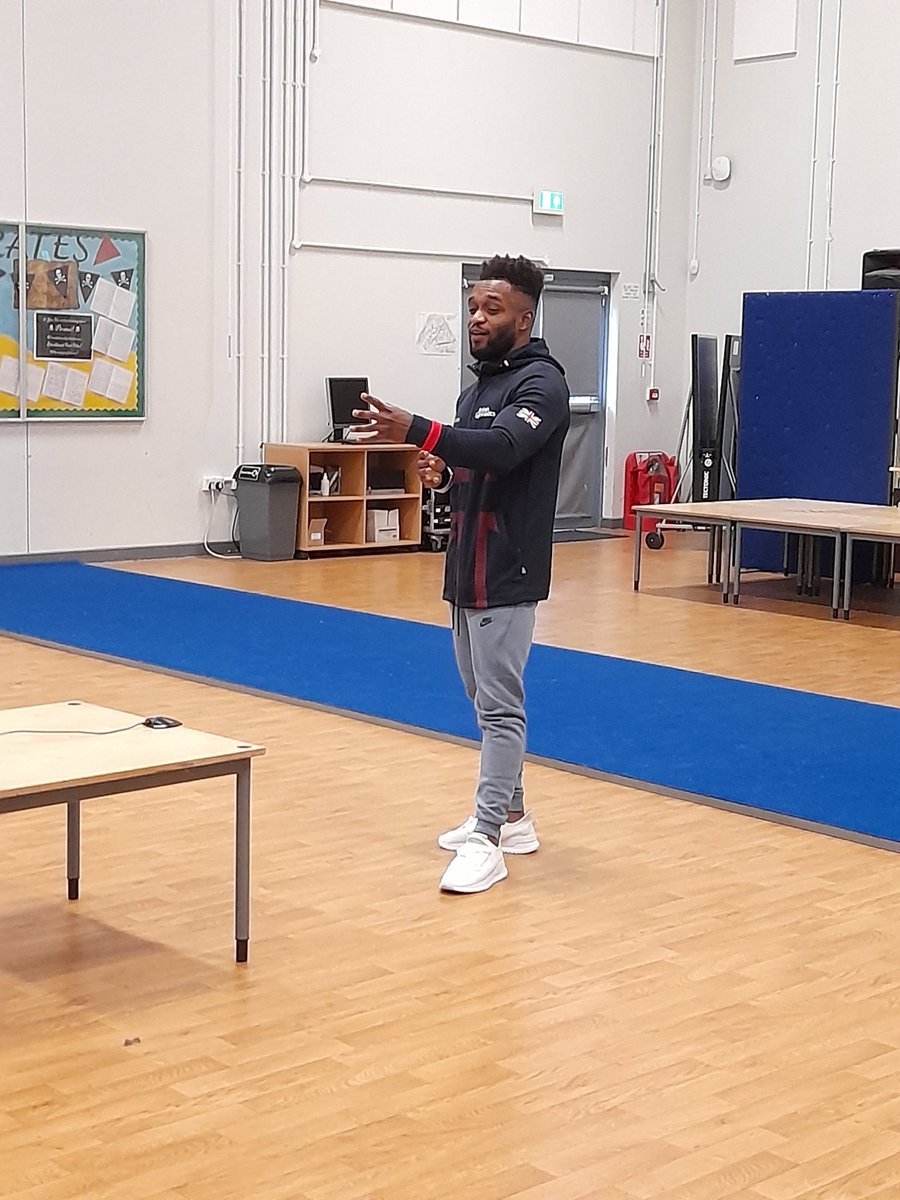 SevenoaksPri's tweet photo. British Gymnast, Courtney Tulloch is visiting us today to inspire the next generation 🤸‍♂️😃 #SPSValues #team #inspireageneration @TullochCourtney   @BritGymnastics https://t.co/jxfyjZ6cnp