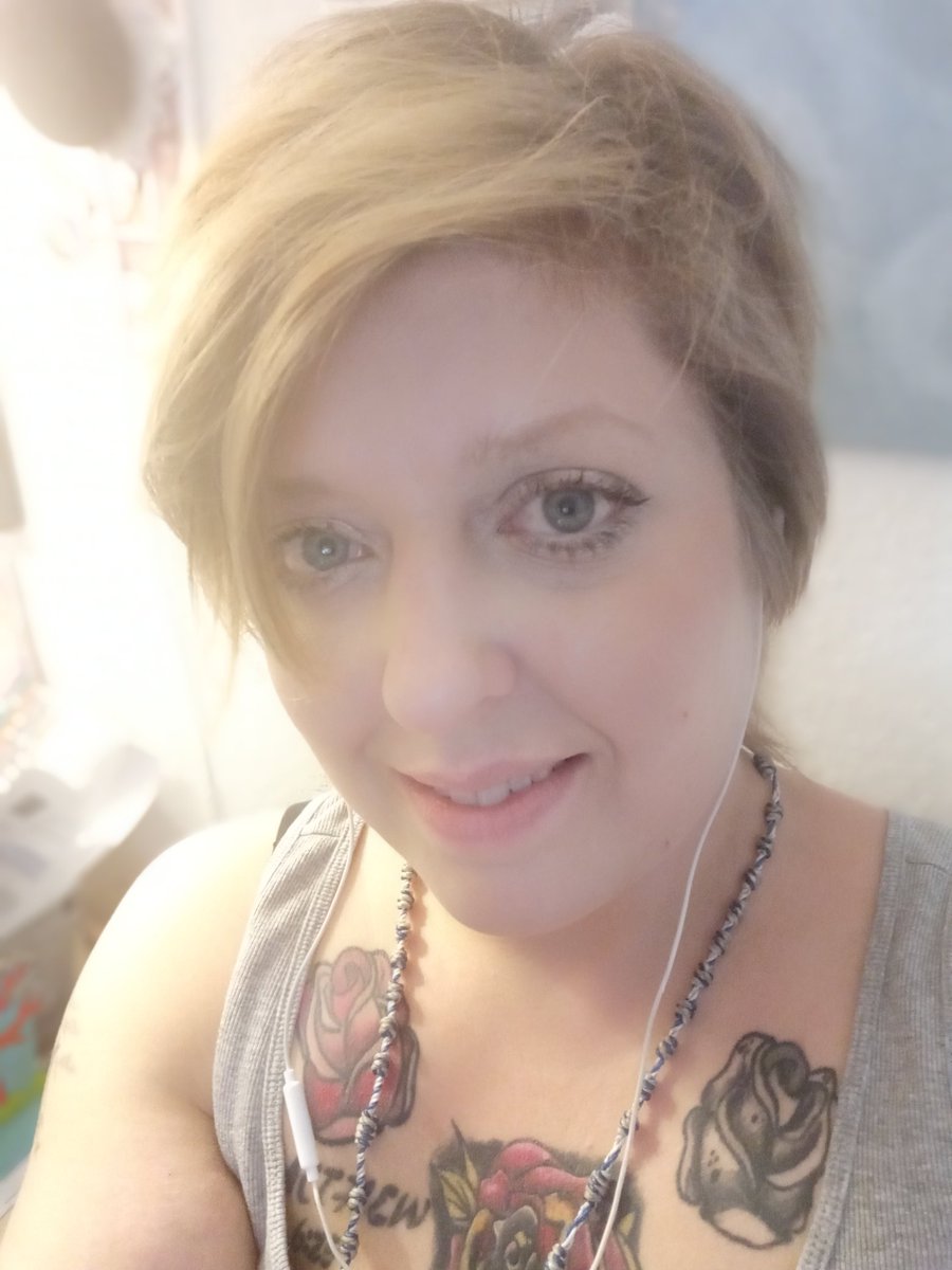 LetsUnicorns's tweet photo. Good hair day! Woot Woot https://t.co/Lcay55tFKn
