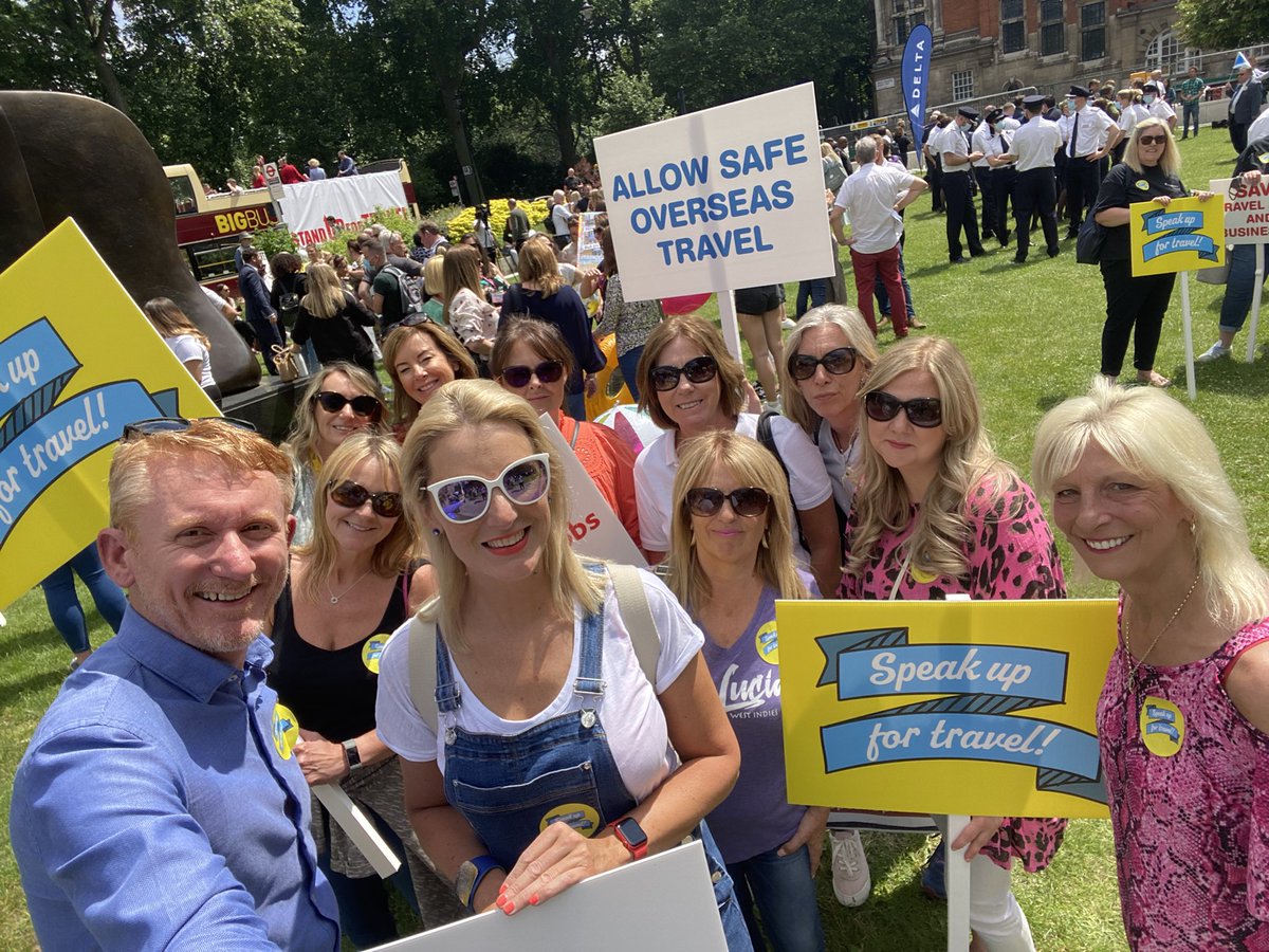 BruceMartin's tweet photo. What a day ✊#standupfortravel #traveldayofaction https://t.co/8VS3kjkgof