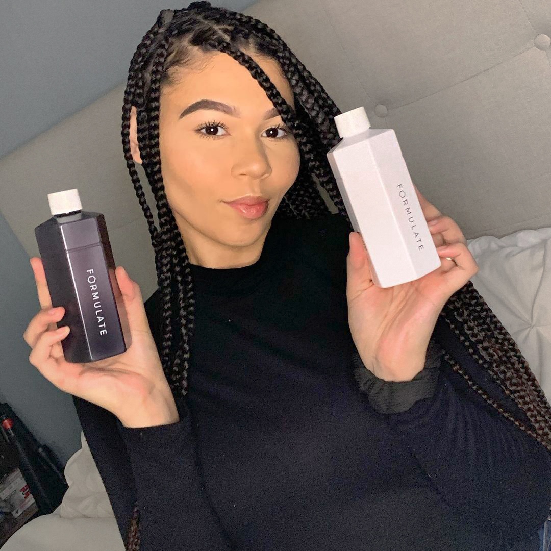 formulateco's tweet photo. True beauty never rinses off 🙌🏾✨
📸@kikimdomingo
#formulateforme #naturalhairdreams #customshampoo #customconditioner https://t.co/PUA4T9vUgU