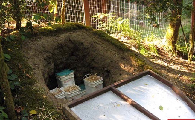 OPrepared's tweet image. Exploring some small root cellar options. What do you think? #OzarksPrepared #Prepper #Shtf #Prepper #Bushcraft #Survival #FoodStorage #BugOutBag #GetHomeBag #Nature #Adventure #DIY #prepperfoodstorage #foodstorage #rootcellar