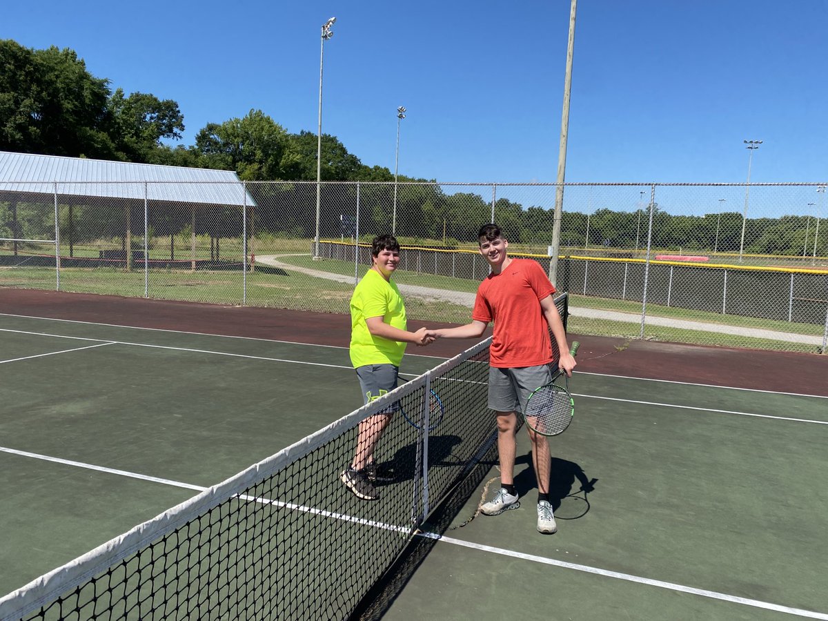 J-MO defeats WiBo 4-2 in the inaugural LC Baseball Tennis Open!
