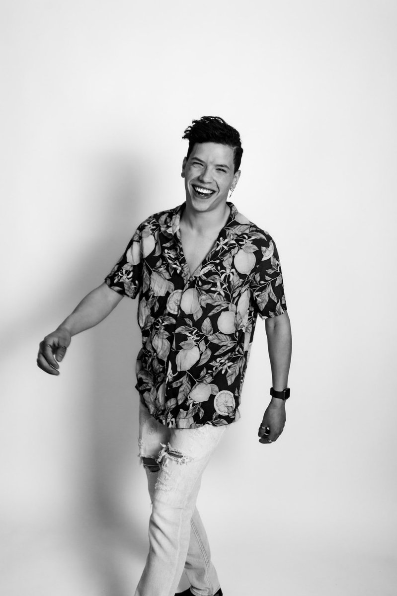 danielmatthix's tweet photo. Summer it is ☀️ are you Ready??
•
•
•
#summervibes #summerdays #pride #producer #dj #djlifestyle #progressivehouse #teckhouse #deephouse #upcomingartist #upcomingdj #muisc #hm #studio #canon #newphoto #danielmatthix #feed #instagram #dutchdj #twitter #facebook
📸 : @mhoyle https://t.co/TsBKLnyU3n
