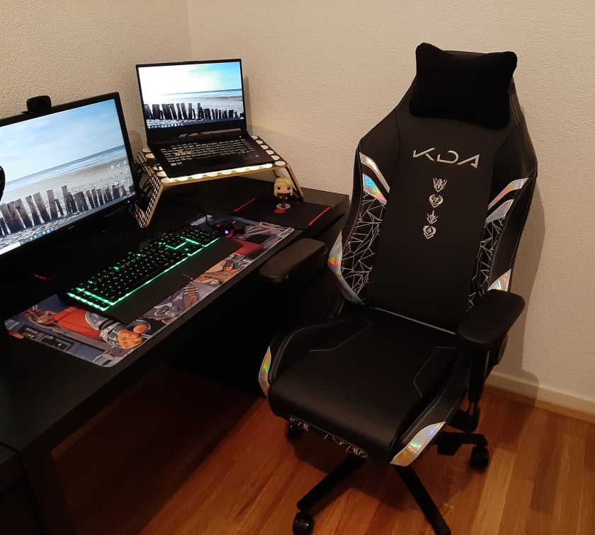 bayoum16's tweet photo. New set up 😍 #Secretlab https://t.co/yKldhdL1sa