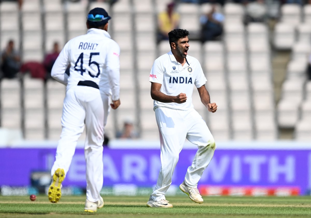 BCCI's tweet photo. L.B.W! 👍 👍

@ashwinravi99 scalps his second wicket as Devon Conway is trapped before the wickets. 👏 👏 #TeamIndia #WTC21 Final

Follow the match 👉 https://t.co/CmrtWscFua https://t.co/gjm3yz2uPA