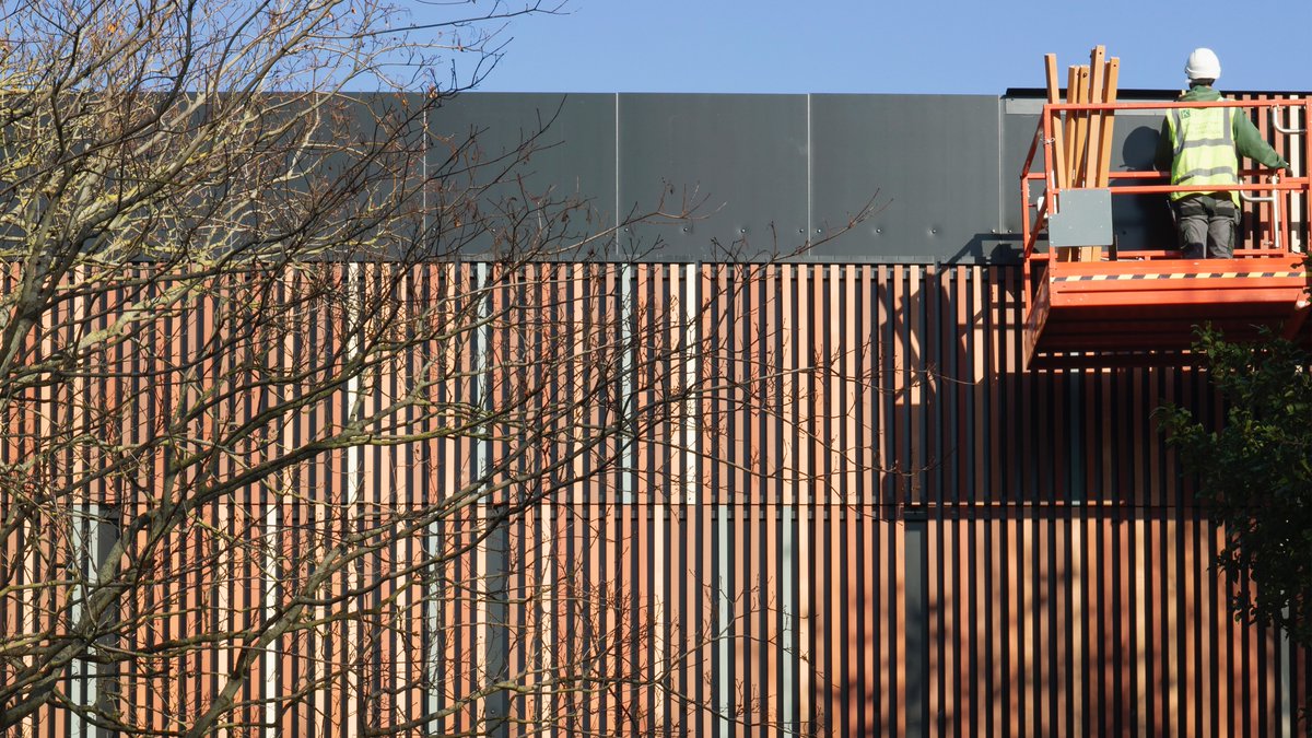 FaulknerBrowns (@faulknerbrowns) on Twitter photo We have applied his #research to <a href="/portsmouthuni/">University of Portsmouth</a> #RavelinSportsCentre, and the result is #architecture with a distinctive character. The terracotta facade transforms a standardised product into a rich textural surface, responding uniquely to its natural and historical context. We have applied his #research to <a href="/portsmouthuni/">University of Portsmouth</a> #RavelinSportsCentre, and the result is #architecture with a distinctive character. The terracotta facade transforms a standardised product into a rich textural surface, responding uniquely to its natural and historical context.