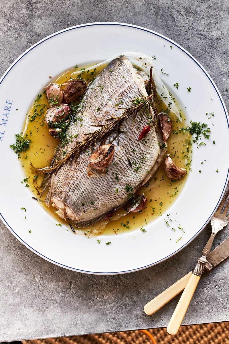 therockfishuk's tweet image. ROCKFISH THE COOKBOOK! on Amazon
Mitch's new cookbook is now available to buy on amazon. Cook &amp;amp; eat sustainable British seafood informally with minimum fuss &amp;amp; maximum joy. amazon.co.uk/Rockfish-Cookb…

#therockfishuk #rockfishthecookbook #mitchtonkscookbook #rockfishrecipes