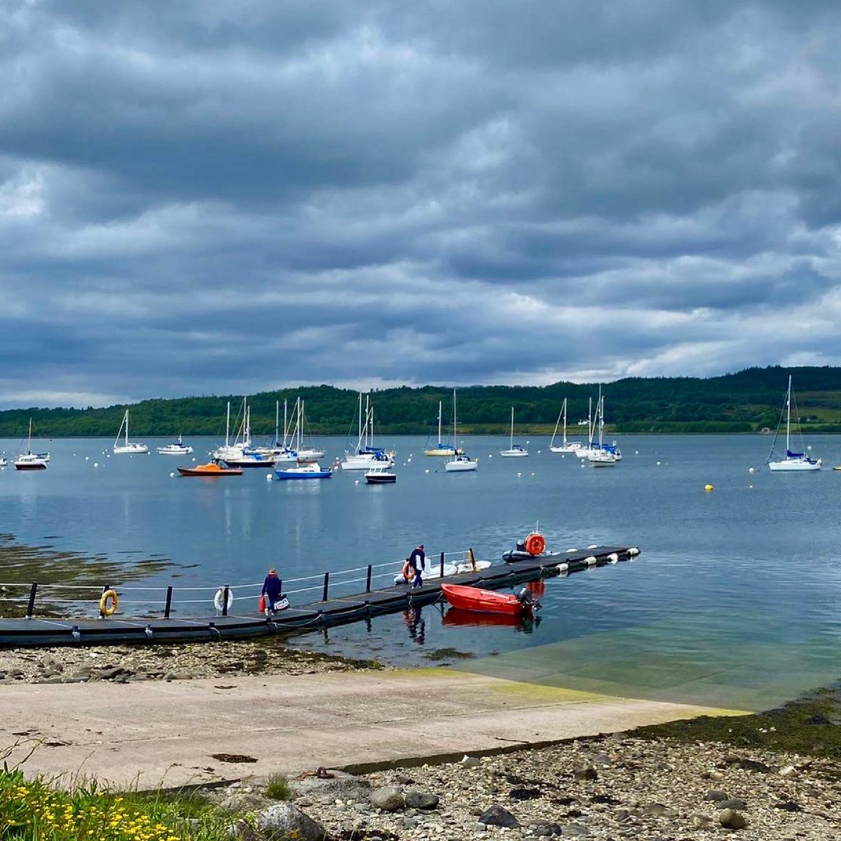 nMarineServices's tweet photo. Last week saw us davit and load testing for a client at Creran Marine. What a lovely location with very helpful and friendly marina staff !

⚓😃 https://t.co/7xmdRhqb1F