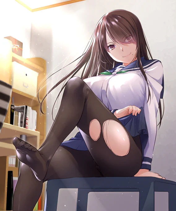 あーあ、破けちゃったぁ…。どうしよう❤️ 