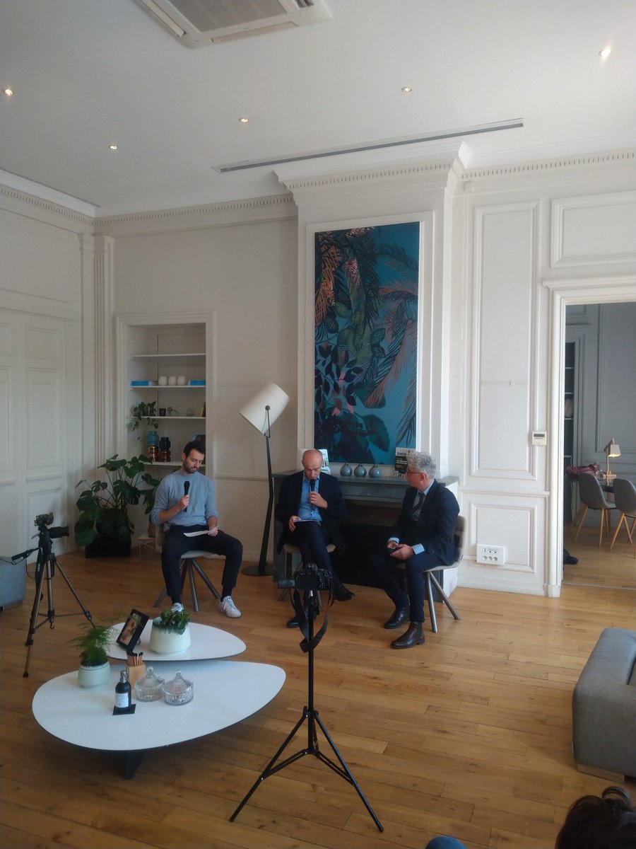 "Je suis convaincu que nous atteindrons les 40 millions de visiteurs dès 2024. La Part Dieu est désormais un vrai centre de destination."
Jean-Philippe Pelou-Daniel, Directeur de <a href="/LyonPartDieu/">xz</a>.