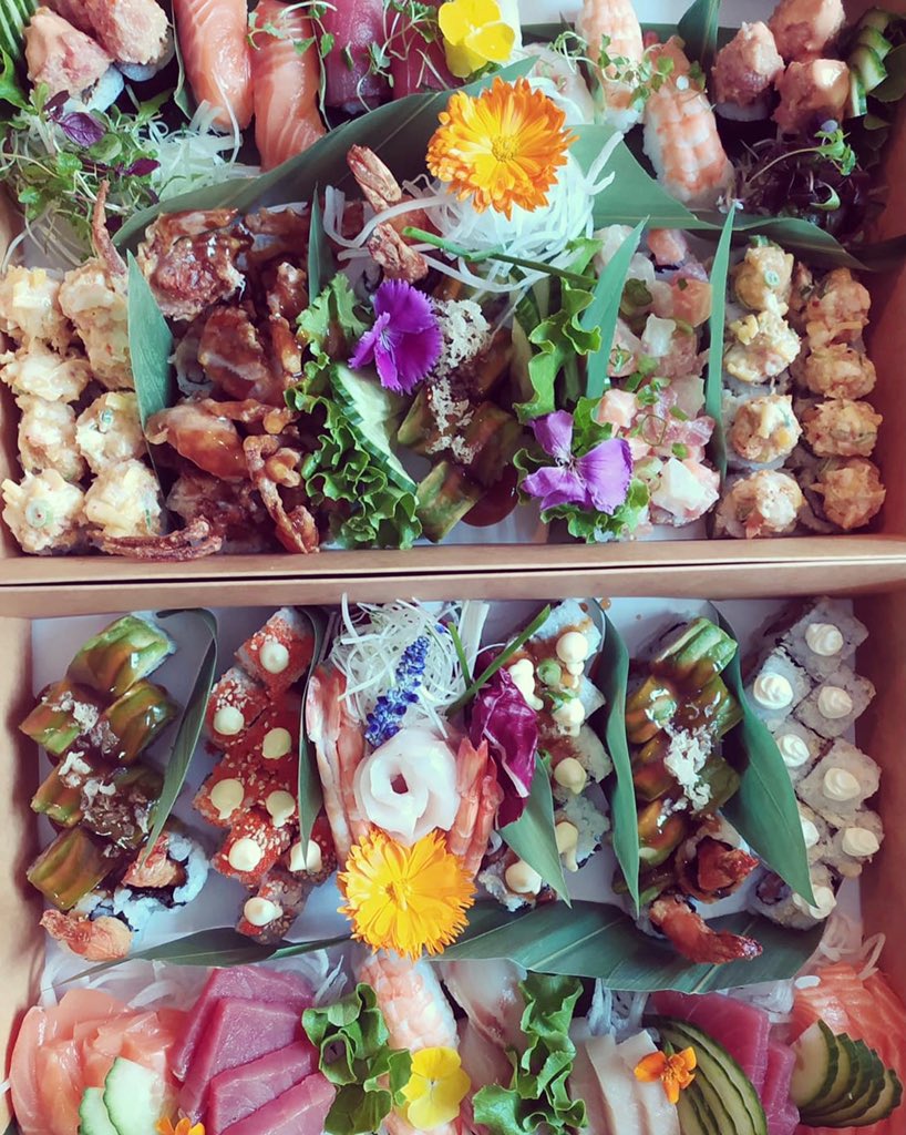 Grazing platters…KUKU style🥢
If you have a birthday/anniversary/baby shower (or if you just fancy a feast) coming up and you want to treat your guests to something like this then get in touch! Order in advance for collection 🍣♥️