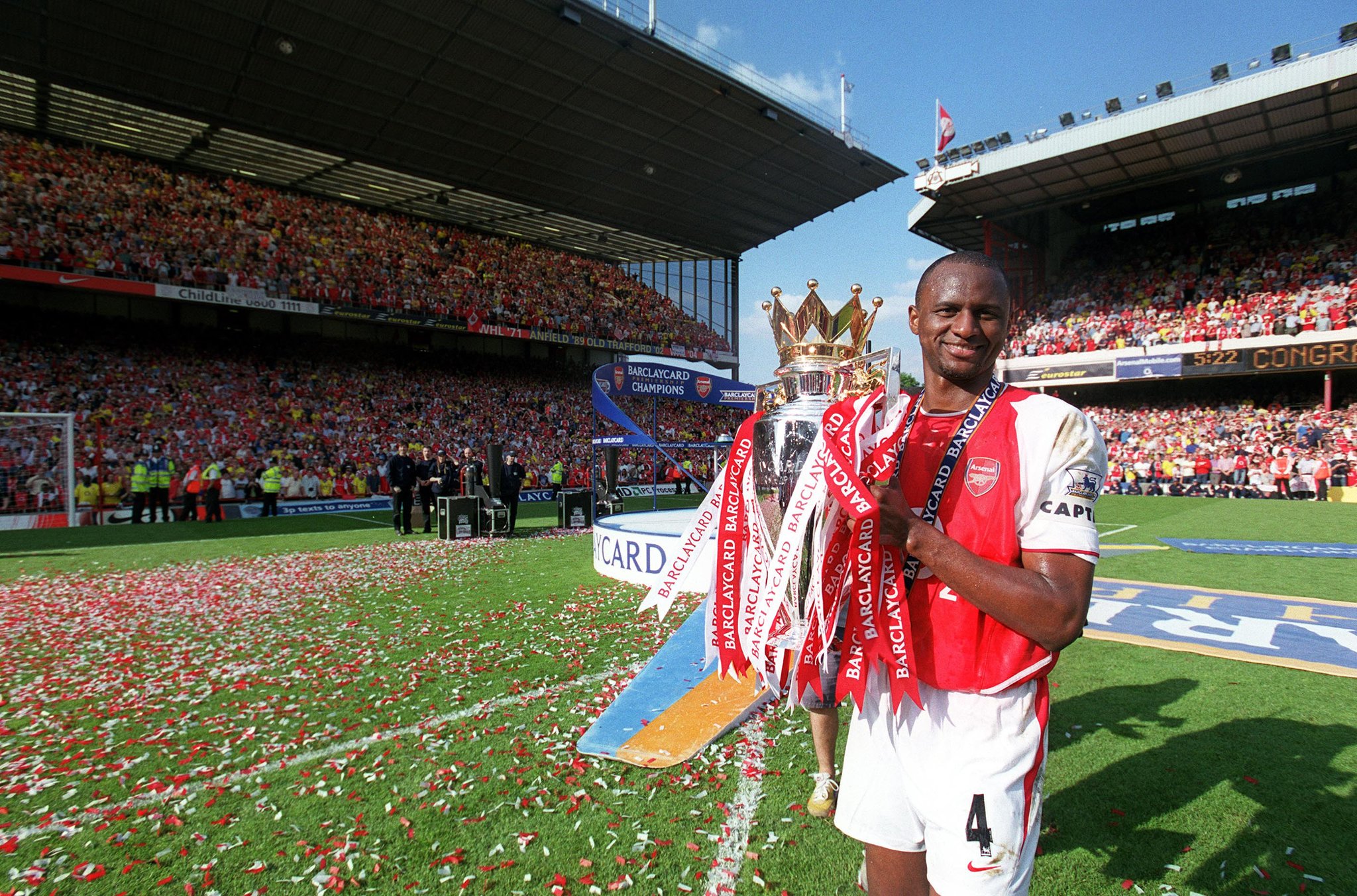 Happy birthday to the greatest midfielder Premier League has ever seen Patrick Vieira    