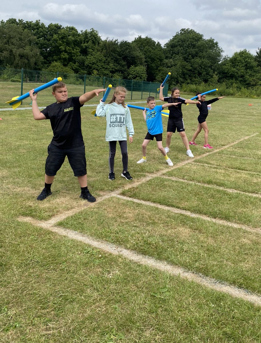 BirchwoodCE's tweet photo. ๐๐ผ Another super day for Year 4 in their sports week. ๐ Our event today was javelin! Some fantastic throwers in the making. Well done. #bcepsyear4 #bcepssportsweek https://t.co/rf58s8C1Gu