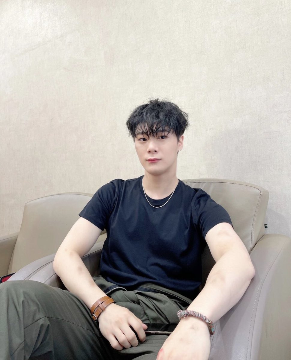 문빈 THAILAND♡ tweet media
