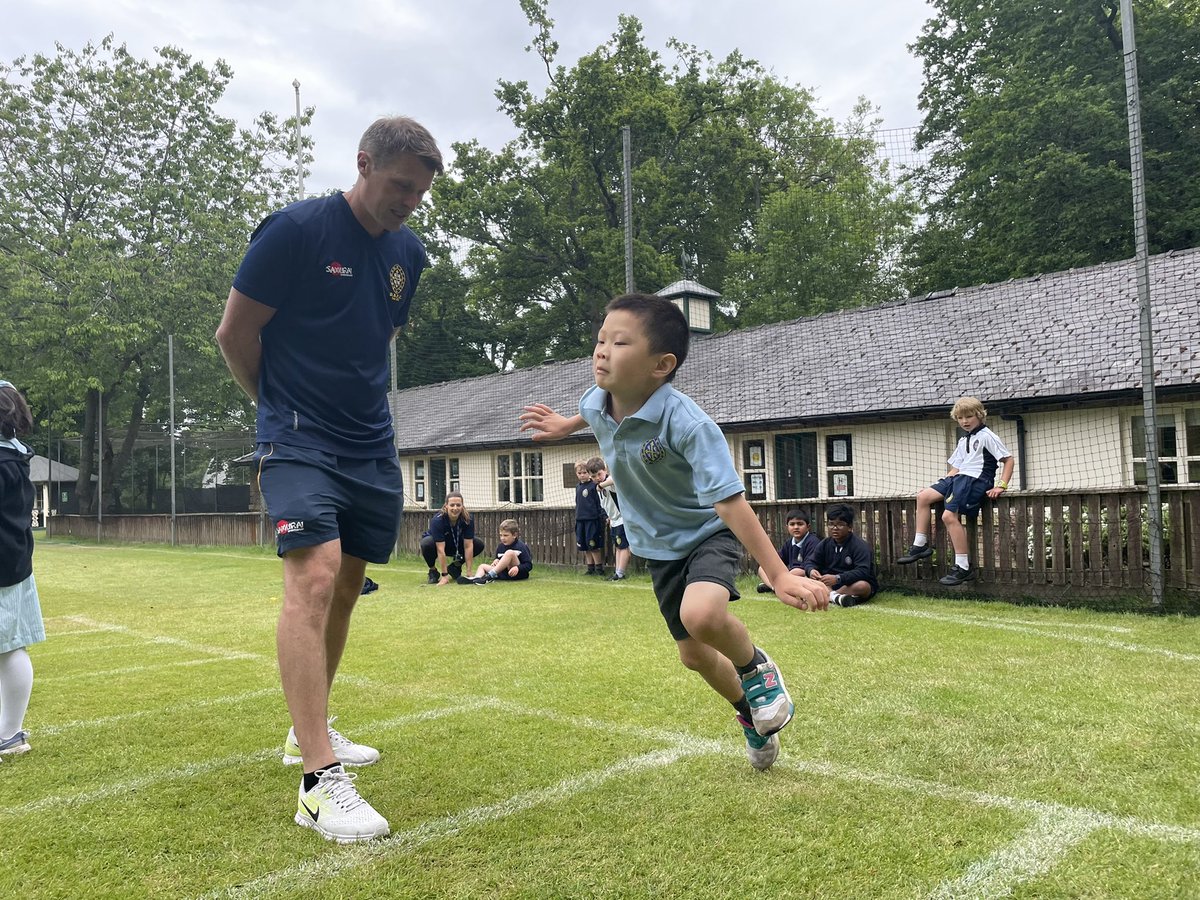 Some actions shots from @BowDurhamSchool this morning as the children take part in mini sports activities to celebrate National School Sports Week 📸 #NationalSportWeek #TogetherAgain