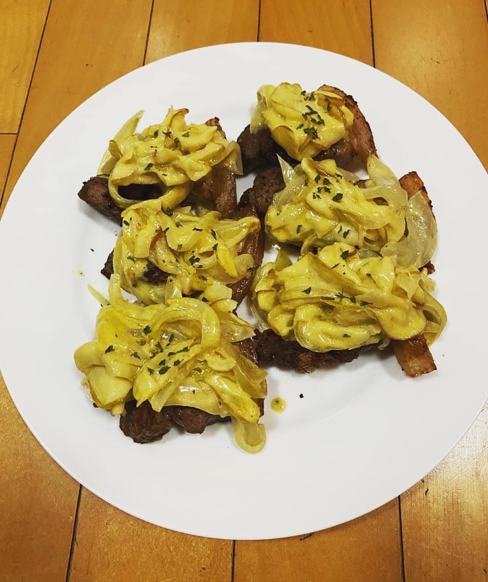 staypageperu's tweet photo. 「IG POST | 23.06.21」Actualización de Lee Know ♡
・"Hecho de un libro de cocina
Es mejor de lo que pensaba 👨🍳
#ChefLee #LeeKnoweslindo"
#StrayKids #스트레이키즈 #スキズ #STAY #LeeKnow #리노 #リノ #리노는기여어
© https://t.co/X6rNTNP3gp | 🦋 https://t.co/jD6wFzIJ2Y