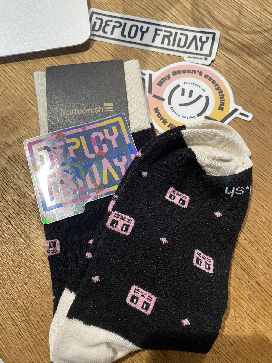 mihaela_mic's tweet image. Thank you @platformsh for the cool goodies! #awesomesocks #deployfriday #SardinaSystems