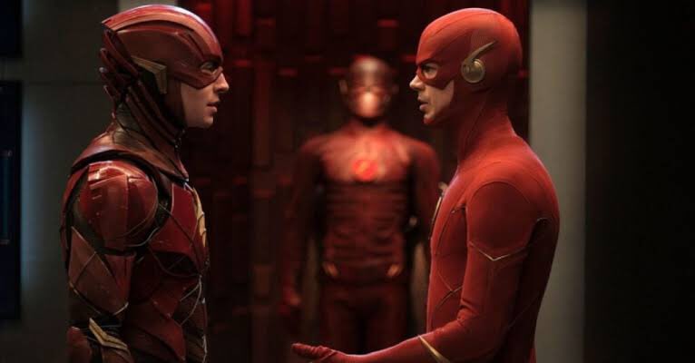 theflashbot's tweet image. 🔜 มีข่าวลือว่า Grant Gustin หรือเดอะแฟลชของเราจะปรากฎตัวในหนัง #TheFlash เหมือนกับที่เอซร่าเคยมาปรากฎตัวในซีรีส์แฟลชในตอนครอสโอเวอร์ Crisis on Infinite Earths ครับ

สำหรับหนังเดี่ยวของ The Flash มีกำหนดฉายเดือนมิถุนายน 2022
(ที่มา: cosmicbook.news/grant-gustin-f…)