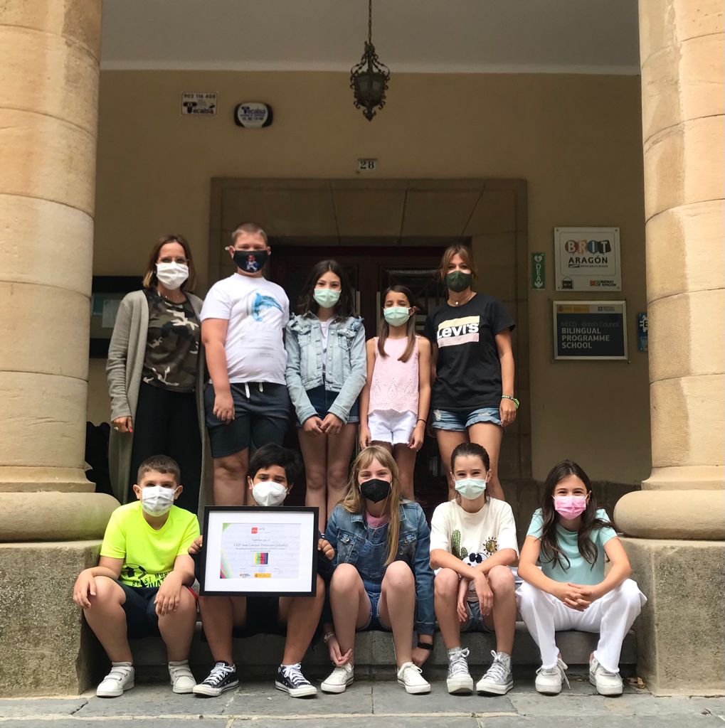 cpilosenlaces's tweet photo. Gracias por esta nueva experiencia!! Ha sido maravillosa compartirla con vosotr@s. Muchísimas Gracias de❤️El Cole TV ya está pensando en la próxima @CEIPPalmireno @CEIPLABORDETA @ciamariaz  @fp_aragon @educaciongob @cifpa_aragon 
@ceippalmireno @dandolanota_CJ @lauraweis_teacher https://t.co/hamJRgLEEb