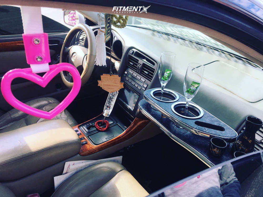 drifteduk's tweet image. Whether you’re looking to go down the drift, stance, or VIP route with your GS300 or want to know more about the luxobarge, we’ve got you covered 👉 drifted.com/lexus-gs300/ #LexusGS300 #Lexus #GS300