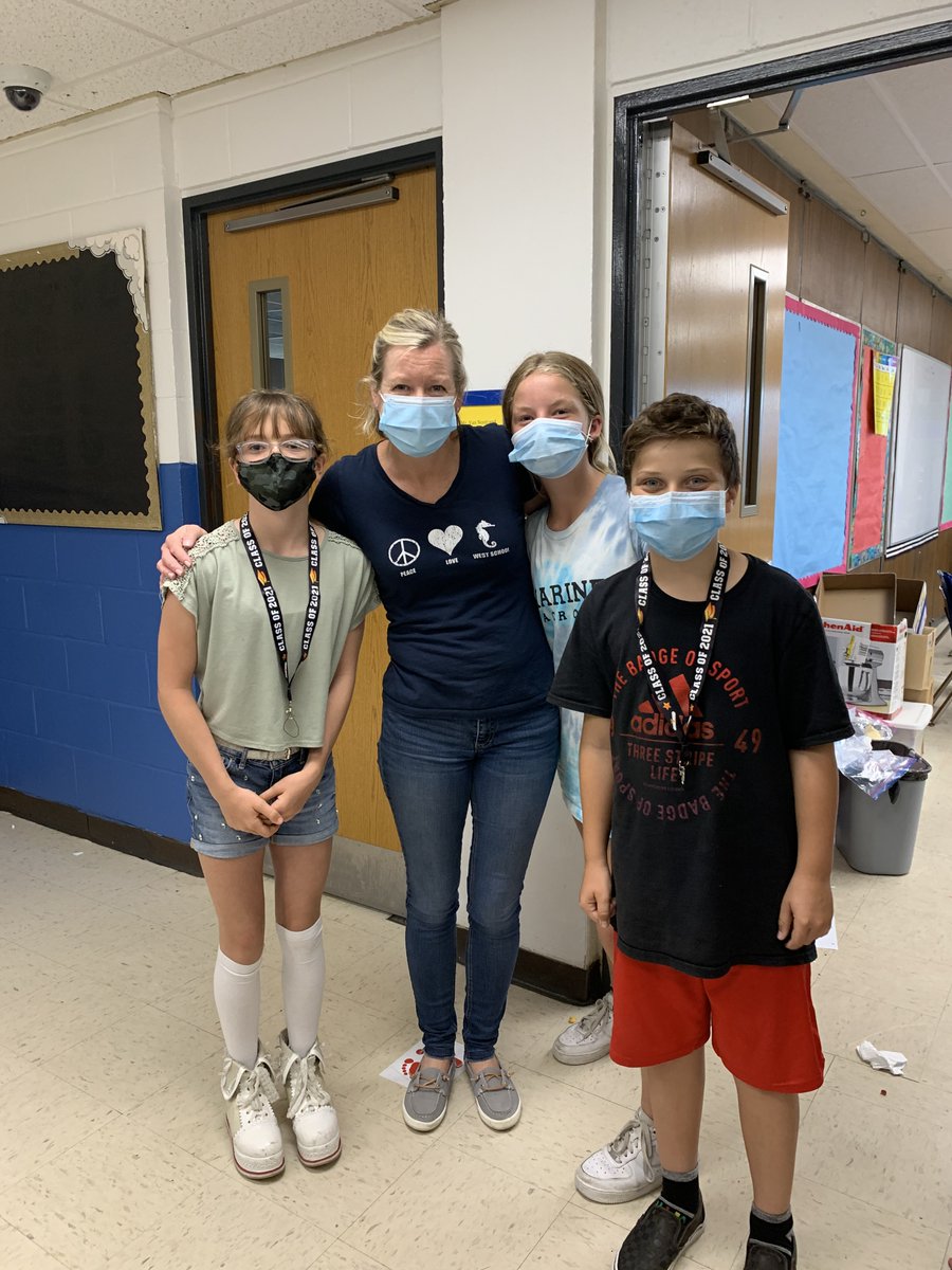 Ms. Donato tweet media