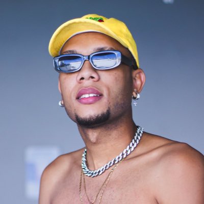 CharlimOf's tweet photo. #NovaFotoDoPerfil https://t.co/0zsVx7ZecR
