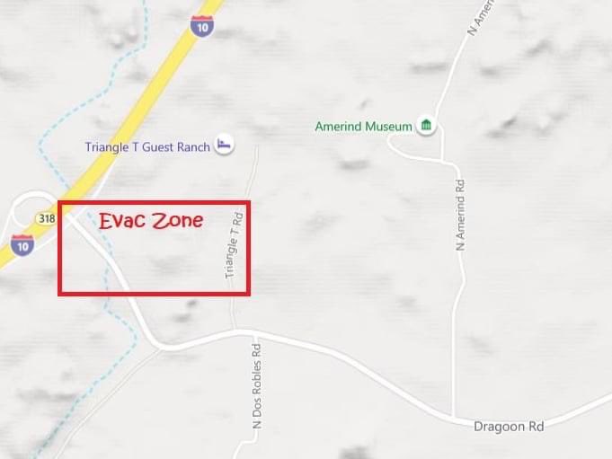 meganmeierKGUN's tweet image. We’re bringing you the latest on the #WalnutFire this morning on @kgun9 🔥

The fire has burned 6,800 acres since sparking on Sunday between Benson and Wilcox. Evacuation orders are still in place off I-10 and Dragoon Road.