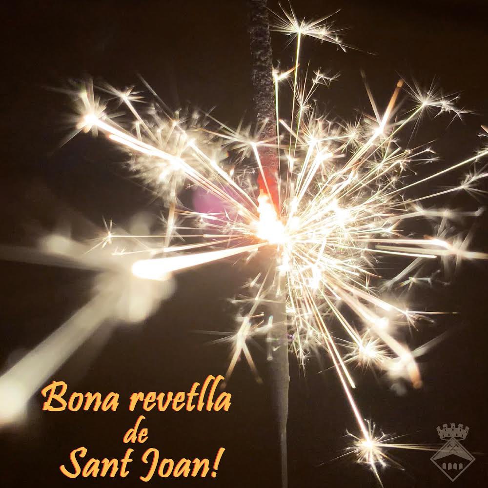 ajcercs's tweet photo. 🎆Us desitgem que passeu una feliç nit amb la millor companyia!🎇
#SantJoan2021 #RevetlladeSantJoan #ViuCercs #ViulesTradicions #Cercs #Bergueda https://t.co/il5L1aY3yn