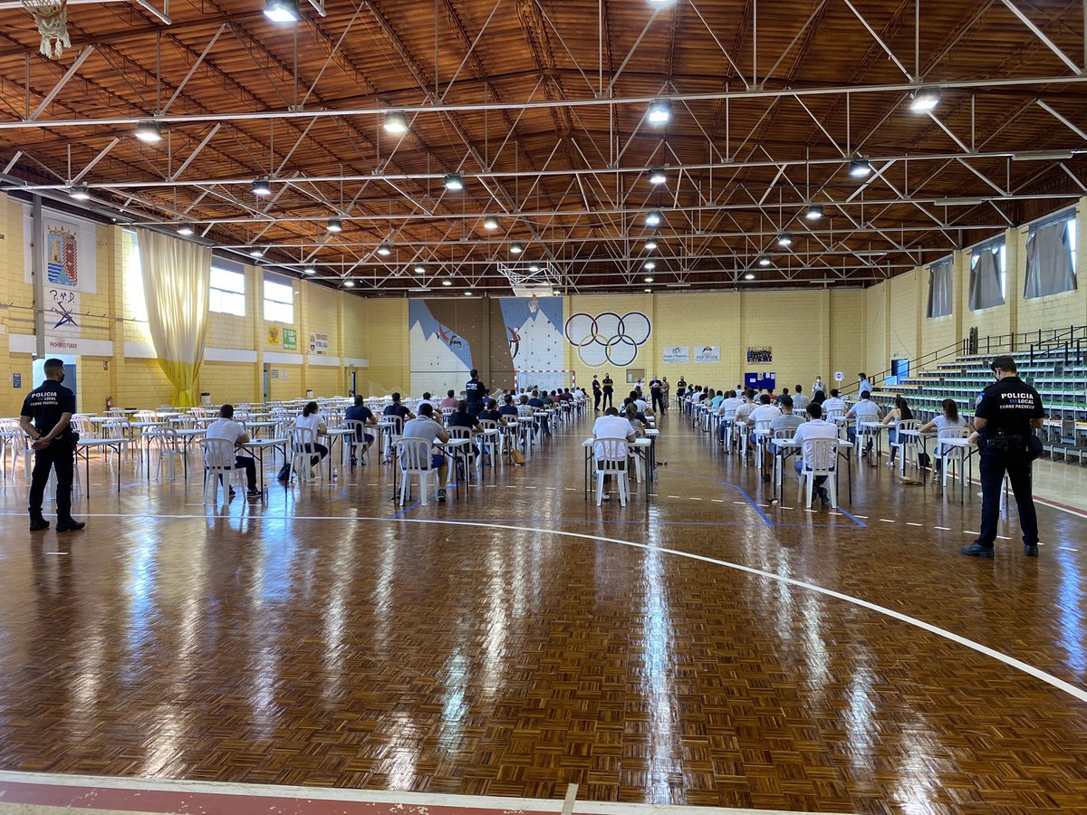 Más de 300 aspirantes concurren a la primera prueba para 10 plazas de Agente de la Policía Local de Torre Pacheco. 

torrepacheco.es/news/mas-de-30…